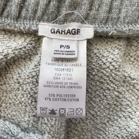 (SOLD ON INSTAGRAM‼️) Garage sweat shorts! - Picture 5 of 5